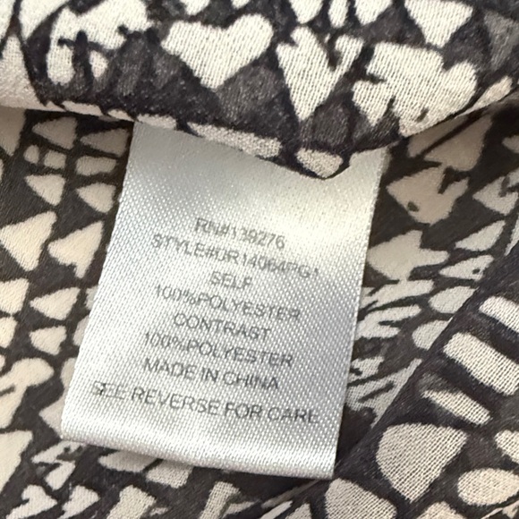 3/$10 DR2 Peasant Blouse in Pink and Black with Tassels - Picture 4 of 8